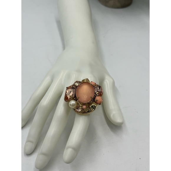 QVC Goldtone Oval Orange Peach Crystal Cluster Stretch Ring - Picture 3 of 11